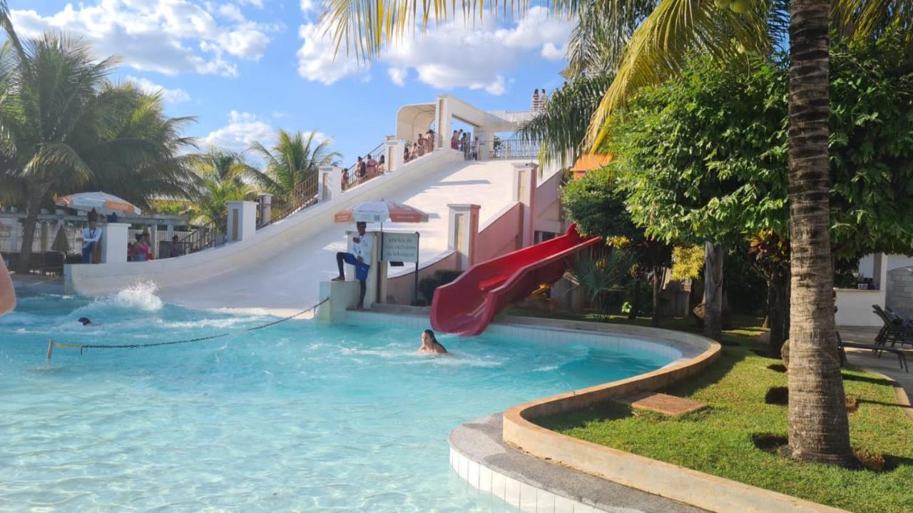Thermas Lacqua Diroma Com Piscina De Ondas Gratis 24Horas Caldas Novas Exterior photo